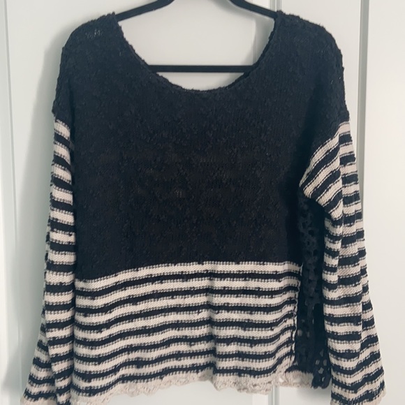 Free People sweater - Picture 2 of 2